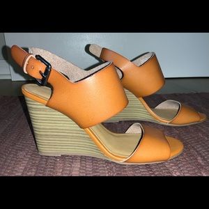 Old Navy Faux Leather Wedges
